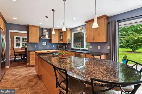 Kitchen - 2104 Harbor Dr, Annapolis, MD 21409 photo 1 of 4