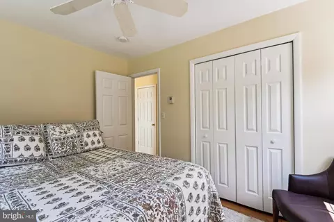 Bedroom - 2104 Harbor Dr, Annapolis, MD 21409 photo 7 of 11