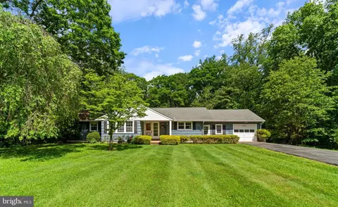 2177 Glencrest Cir, Annapolis, MD 21401