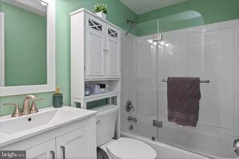 Bath - 735 Cottage Dr, Arnold, MD 21012 photo 2 of 2