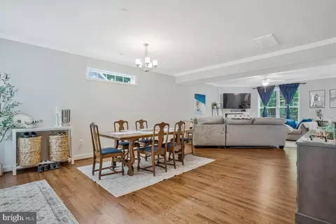 Dining - 1636 Chesapeake Ln, Edgewater, MD 21037 photo 1 of 2