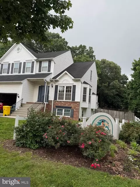 1301 Treasure Dr, Odenton, MD 21113