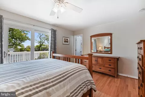 Bedroom - 857 Spriggs Ct, Arnold, MD 21012 photo 2 of 4