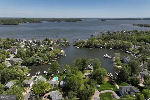View/Area - 857 Spriggs Ct, Arnold, MD 21012 photo 6 of 7