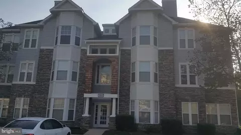 3517 Piney Woods Pl #E304, Laurel, MD 20724