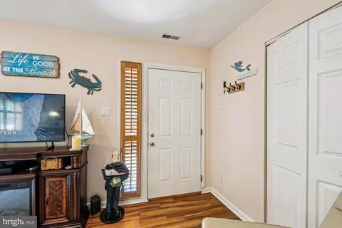Entry Way - 1915 Topanga, Crofton, MD 21114 photo 1 of 1