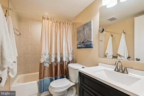 Bath - 1915 Topanga, Crofton, MD 21114 photo 1 of 1