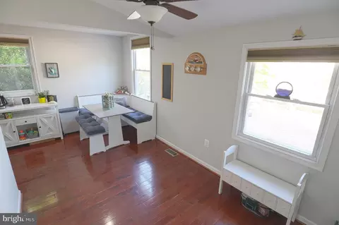 Dining - 221 Arundel Rd, Pasadena, MD 21122 photo 1 of 1