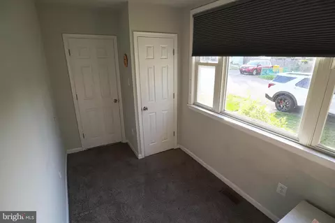 Entry Way - 221 Arundel Rd, Pasadena, MD 21122 photo 4 of 4