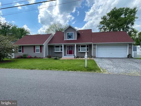 4012 Ramsey Dr, Edgewater, MD 21037
