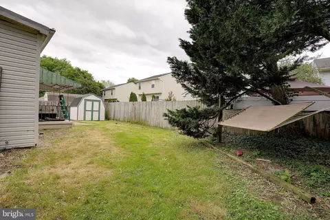 Exterior - 807 Riverside Dr, Pasadena, MD 21122 photo 6 of 7