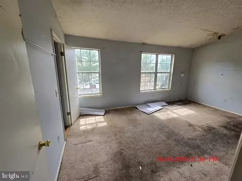 3406 Old Crown Dr, Pasadena, MD 21122 photo 6