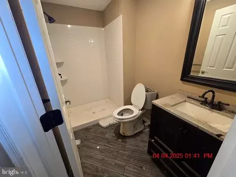 3406 Old Crown Dr, Pasadena, MD 21122 photo 11