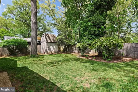 111 Linden Ave, Pasadena, MD 21122 photo 33
