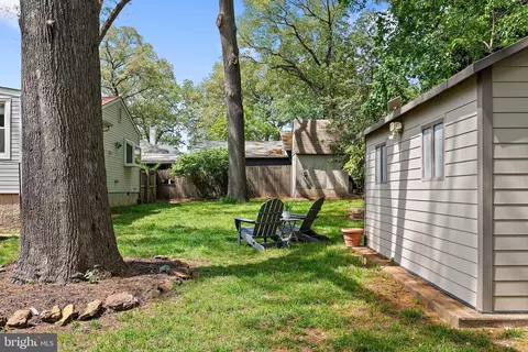 111 Linden Ave, Pasadena, MD 21122 photo 39