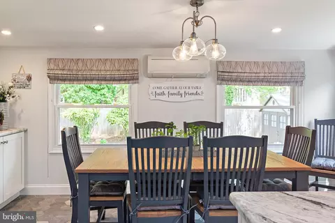 111 Linden Ave, Pasadena, MD 21122 photo 14