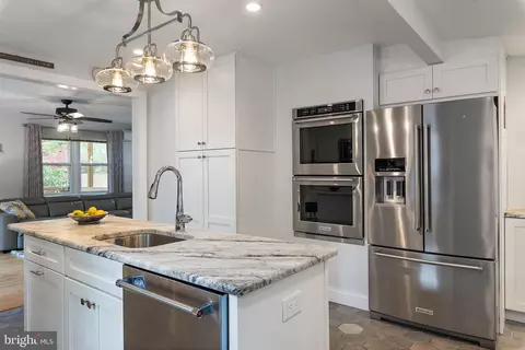 111 Linden Ave, Pasadena, MD 21122 photo 19
