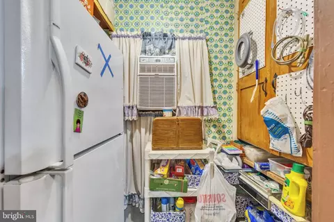 8235 Elvaton Dr, Pasadena, MD 21122 photo 11