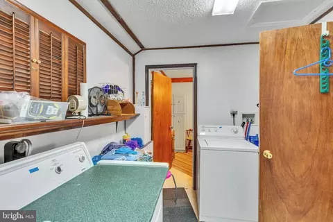 8235 Elvaton Dr, Pasadena, MD 21122 photo 24