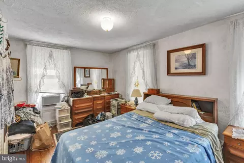 8235 Elvaton Dr, Pasadena, MD 21122 photo 17