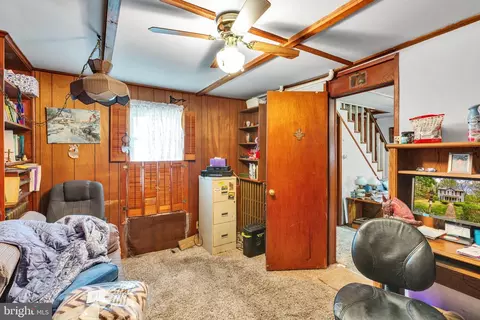 8235 Elvaton Dr, Pasadena, MD 21122 photo 7