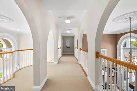 Entry Way - 285 Eagle Hill Rd, Pasadena, MD 21122 photo 5 of 5