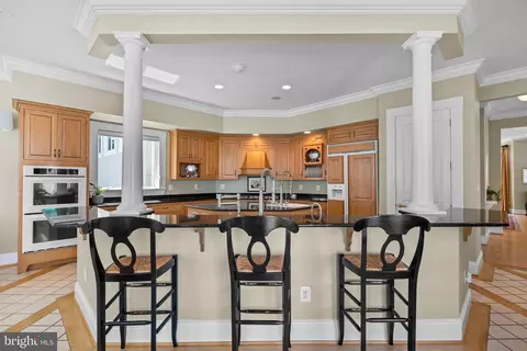Kitchen - 285 Eagle Hill Rd, Pasadena, MD 21122 photo 1 of 4