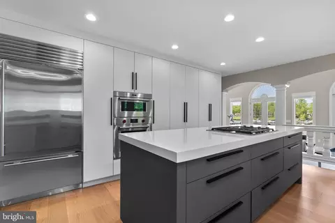 Kitchen - 910 Lynch Dr, Arnold, MD 21012 photo 3 of 5