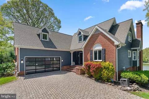 Exterior - 910 Lynch Dr, Arnold, MD 21012 photo 2 of 7