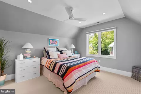 Bedroom - 910 Lynch Dr, Arnold, MD 21012 photo 6 of 9