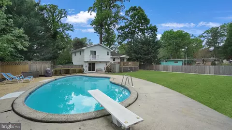 Exterior - 1936 North Ave, Pasadena, MD 21122 photo 7 of 17