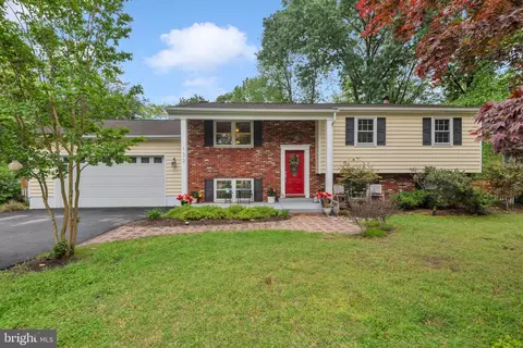 133 Teal Dr, Pasadena, MD 21122