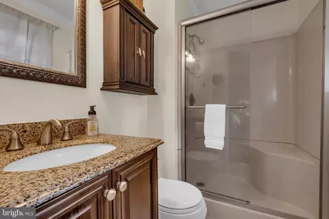 Bath - 133 Teal Dr, Pasadena, MD 21122 photo 1 of 4