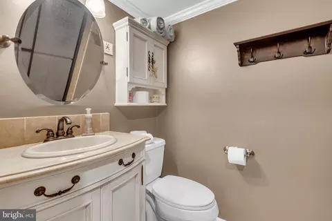 Bath - 133 Teal Dr, Pasadena, MD 21122 photo 3 of 4