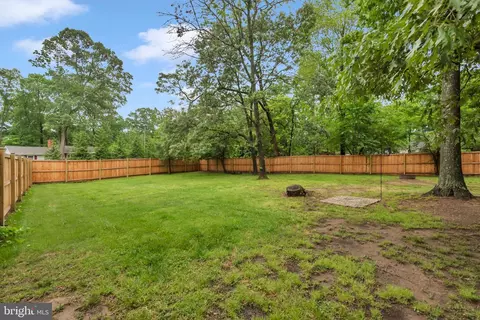 Exterior - 133 Teal Dr, Pasadena, MD 21122 photo 8 of 12