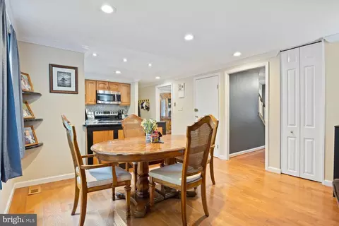 Dining - 407 Golf Course Dr, Arnold, MD 21012 photo 2 of 3