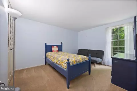 Bedroom - 407 Golf Course Dr, Arnold, MD 21012 photo 6 of 8