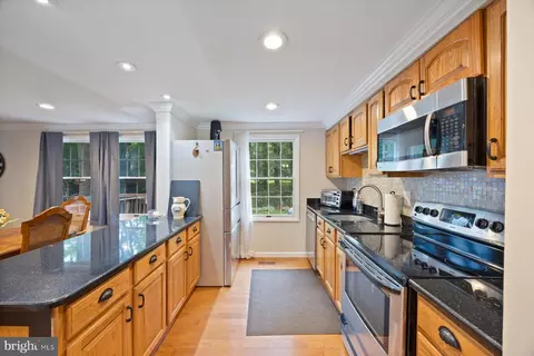 Kitchen - 407 Golf Course Dr, Arnold, MD 21012 photo 1 of 3