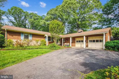 485 London Ln, Severna Park, MD 21146