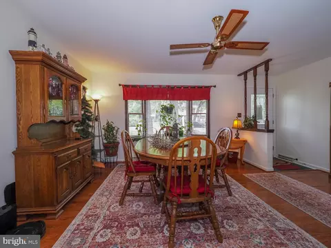 1235 Lorene Dr, Pasadena, MD 21122 photo 8