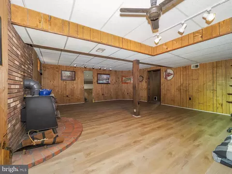 1235 Lorene Dr, Pasadena, MD 21122 photo 32