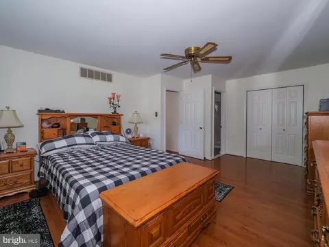1235 Lorene Dr, Pasadena, MD 21122 photo 26