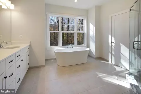 Bath - 0007 Copperleaf Blvd, Hanover, MD 21076 photo 1 of 2