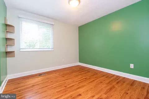 Bedroom - 1483 Gesna Dr, Hanover, MD 21076 photo 2 of 4