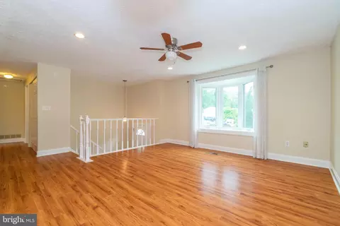 Living - 1483 Gesna Dr, Hanover, MD 21076 photo 3 of 4