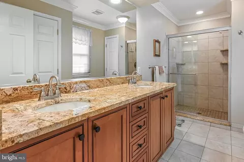 Bath - 1474 Westcliff Dr, Pasadena, MD 21122 photo 2 of 4
