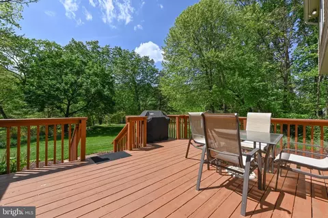 Exterior - 1474 Westcliff Dr, Pasadena, MD 21122 photo 4 of 10