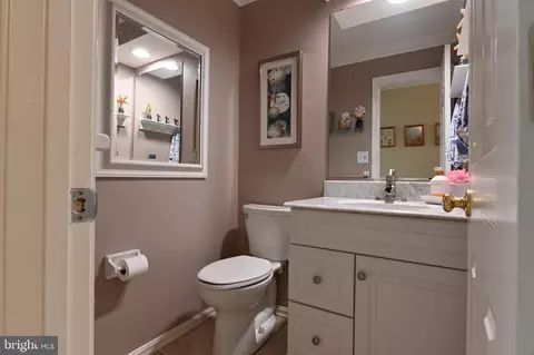 Bath - 1474 Westcliff Dr, Pasadena, MD 21122 photo 1 of 4