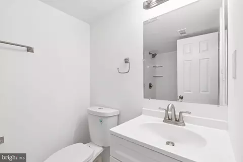 Bath - 1825 Jaybird Ct, Severn, MD 21144 photo 1 of 4