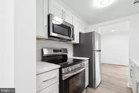 Kitchen - 1825 Jaybird Ct, Severn, MD 21144 photo 2 of 3